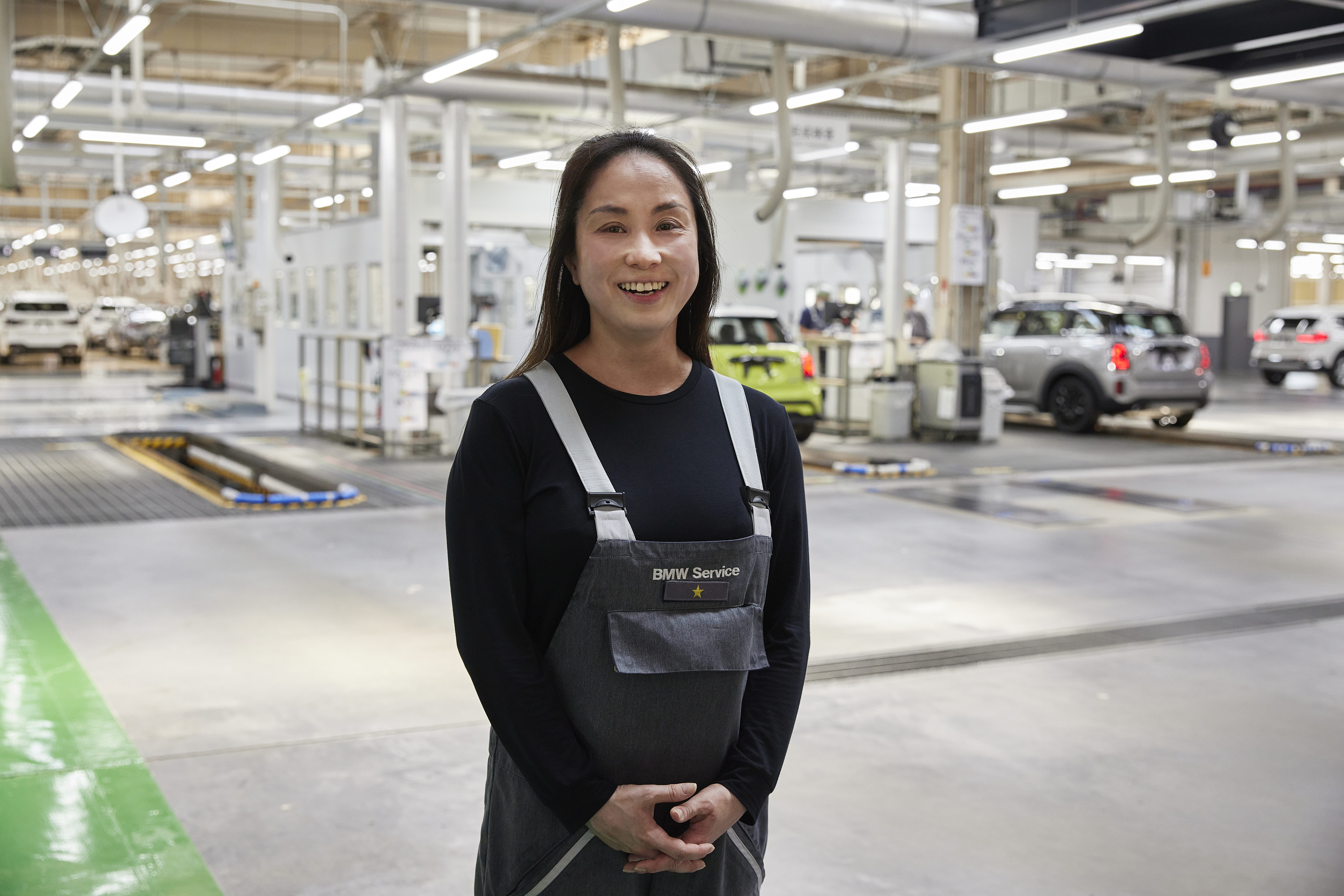 BMW新車整備センター（VDC） 基本ライン仕様点検工程 チームリーダー 渡部 恵里