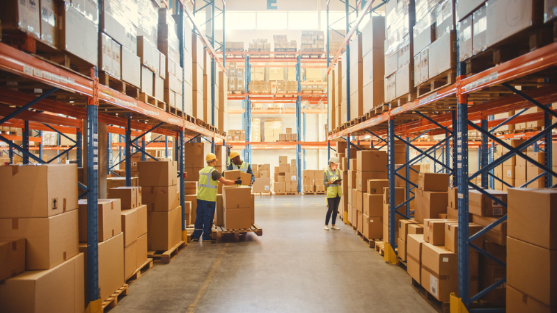 DC（Distribution Center）とは？