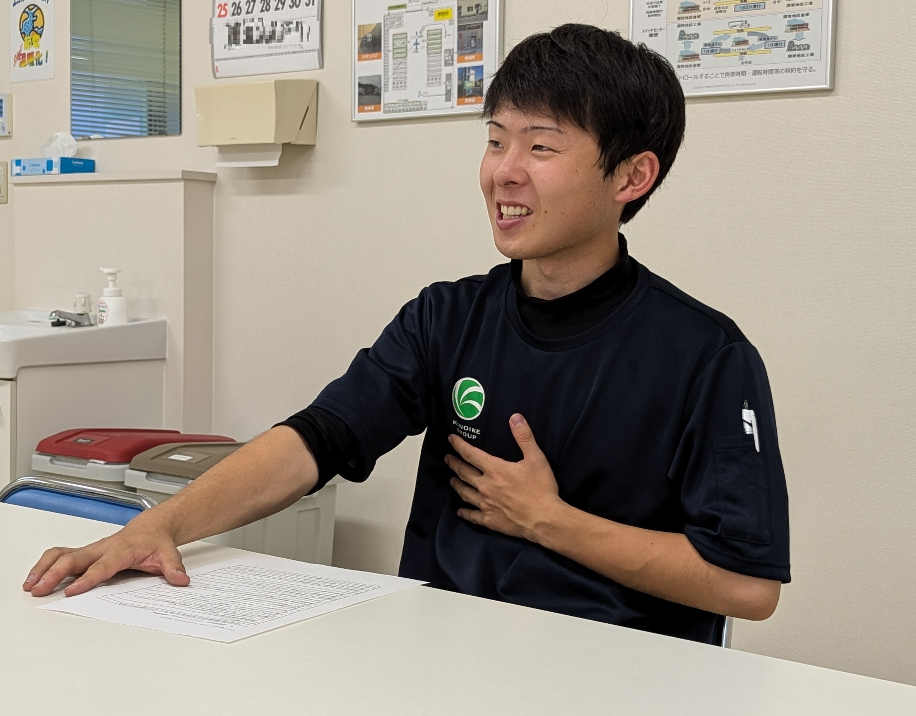 最近、先輩ドライバーに誘われて、初めての釣りに挑戦。「自分で釣った魚は美味い」と実感したそう。